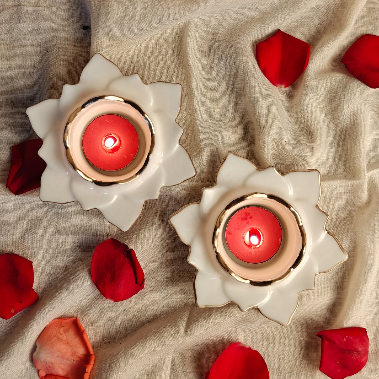 Lotus Resin Tealight Holder Set (Pack of 2)